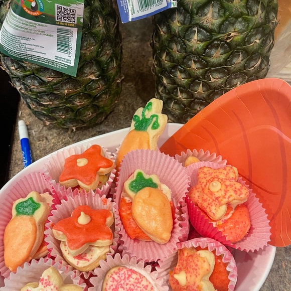 🥕🌷🌼Spring Collection of Metal Cookie or Fruit Cutters - Picture 5 of 10